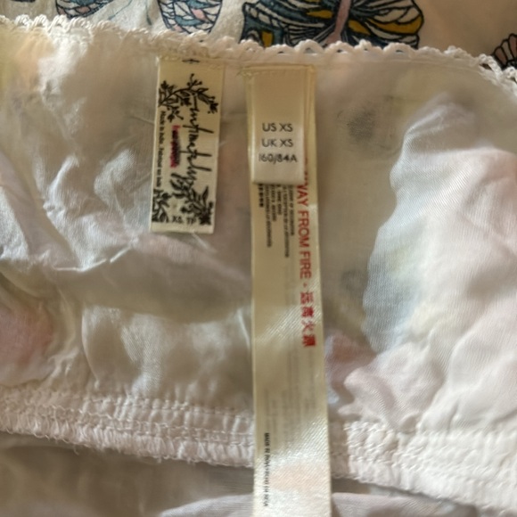 NEW w TAGS — FREE PEOPLE Intimately white intricately beaded top. RARE - Picture 8 of 8